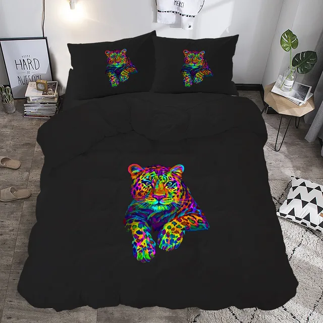 Neon Renkli Leopar Desenli Siyah Çift Kişilik Nevresim Takımı