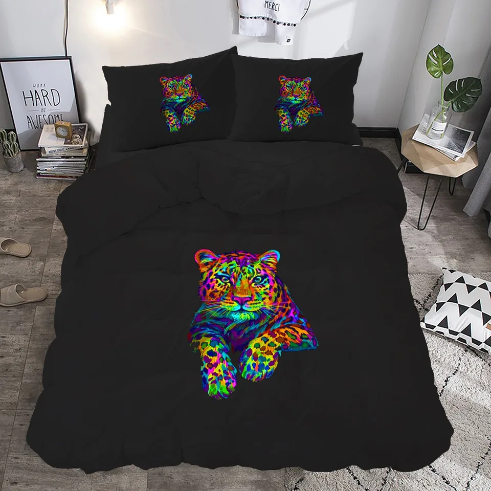 Neon Renkli Leopar Desenli Siyah Çift Kişilik Nevresim Takımı