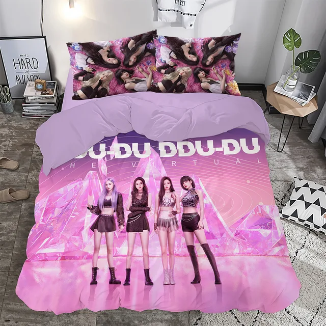K-Pop Kız Grubu Temalı Pembe Kristal Çift Kişilik Nevresim Takımı