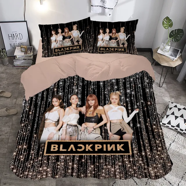K-Pop Kız Grubu Temalı Siyah Simli Çift Kişilik Nevresim Takımı