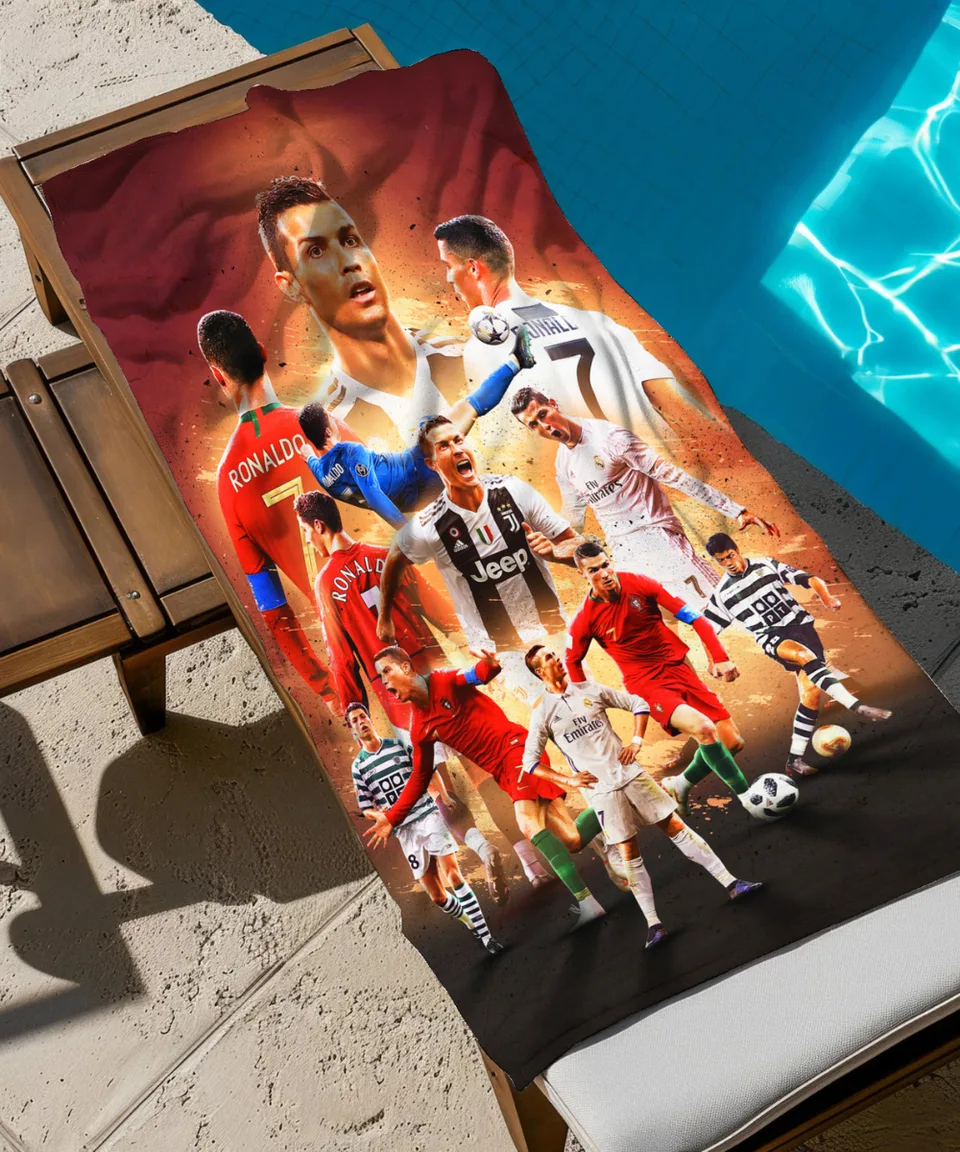 Koyu Kırmızı Zeminde Futbolcu Kolajı Temalı Plaj Havlusu
