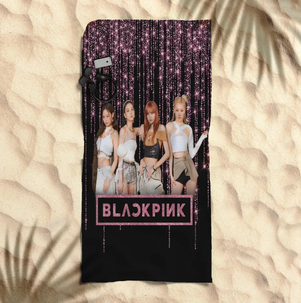 K-Pop Kız Grubu Fotoğraflı Siyah Pembe Simli Plaj Havlusu