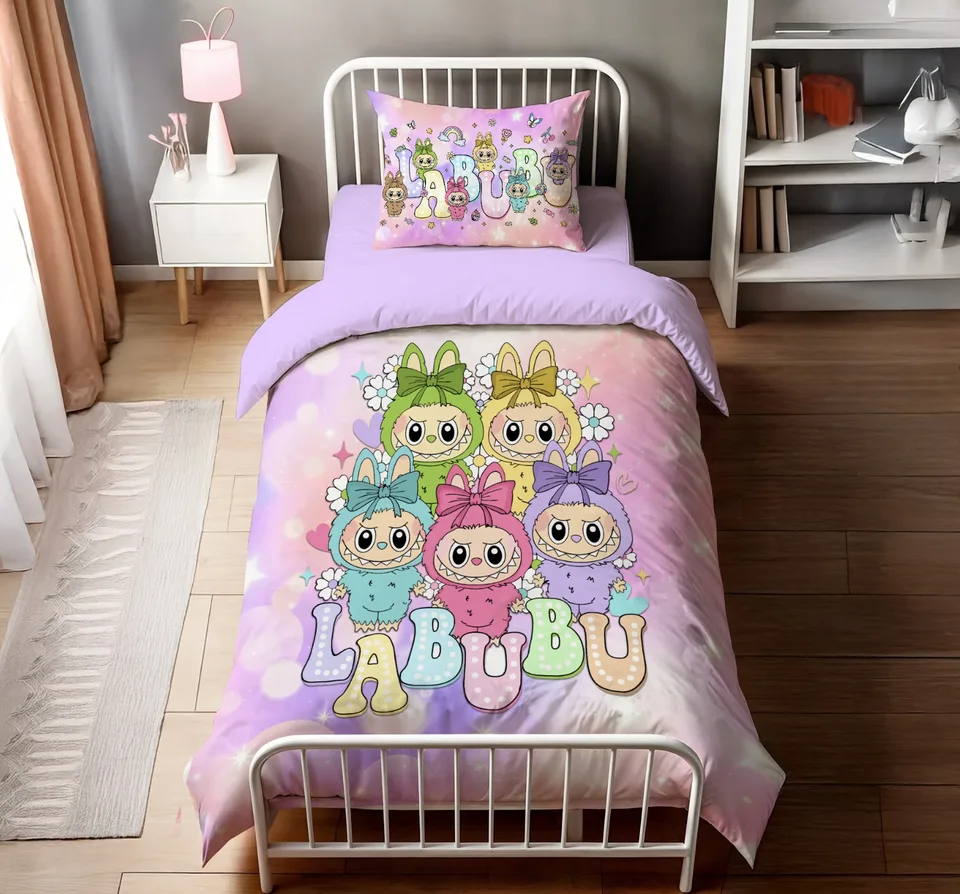 Pembe Işıltılı Sevimli Peluş Canavarlar Temalı Tek Kişilik Nevresim Takımı