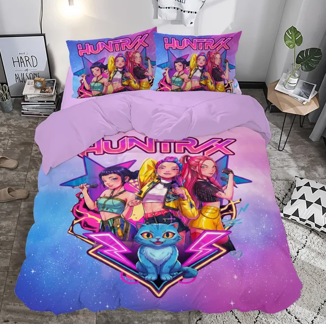 Neon Şimşekli K-Pop Kız Üçlüsü Temalı Çift Kişilik Nevresim Takımı